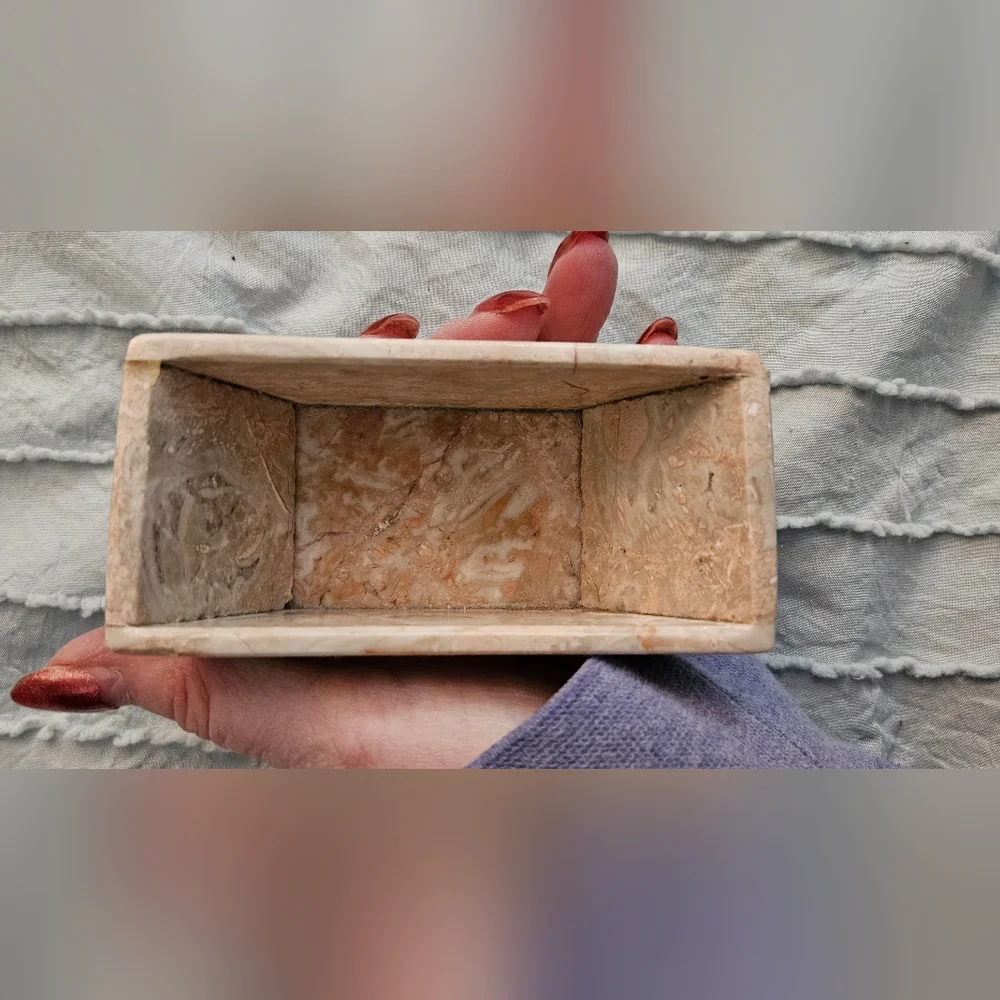 Artisan Naturalized Marble - Cream and Pink Coaster Card Trinket Holder